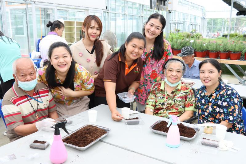 เทศบาลตำบลทับมา จัดโครงการสร้างเครือข่ายและสัมพันธภาพของครอบครัวและผู้สูงอายุ ผ่านกิจกรรม Dementia Café ครั้งที่ 8 ส่งเสริมสุขภาวะกายใจผู้สูงวัย