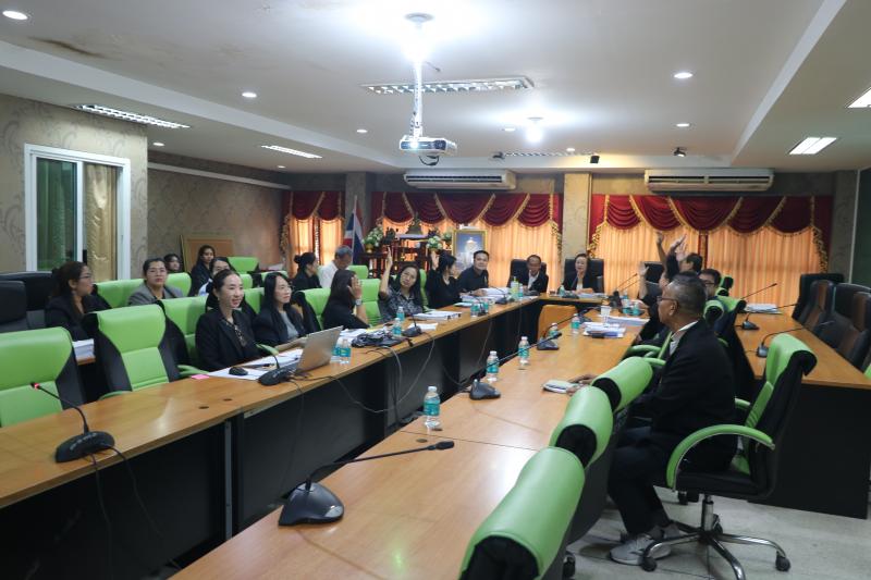 เทศบาลตำบลทับมา จัดประชุมคณะกรรมการติดตามและประเมินผลแผนพัฒนา ครั้งที่ 1/2569