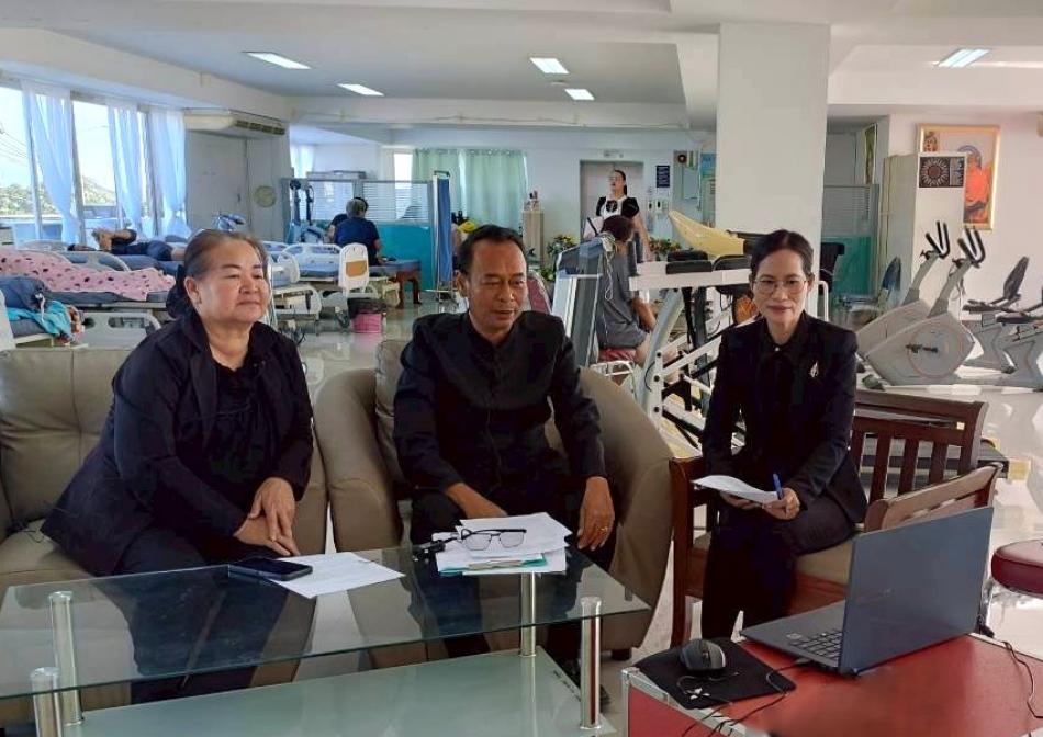 “เทศบาลตำบลทับมา ร่วมรายการชีวาภิบาล Sharing Practices ในหัวข้อ ‘ธนาคารอุปกรณ์เพื่อการบริบาลชุมชน’ ผ่านระบบ Application Zoom”