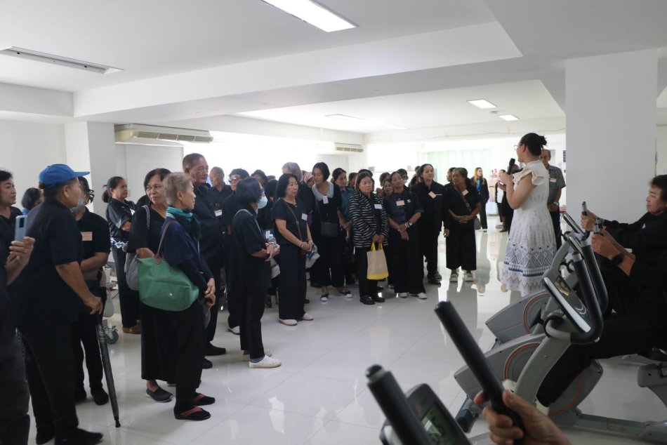 เทศบาลตำบลทับมา ร่วมต้อนรับ คณะศึกษาดูงานจากองค์การบริหารส่วนตำบลท่าบุญมี อำเภอเกาะจันทร์ จังหวัดชลบุรี 