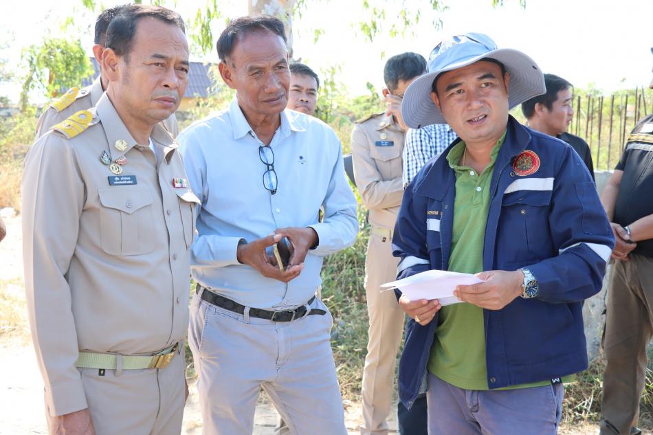 เทศบาลตำบลทับมา ลงพื้นที่ร่วมกับกรมโยธาธิการและผังเมือง สำรวจโครงการพัฒนาแหล่งน้ำในพื้นที่