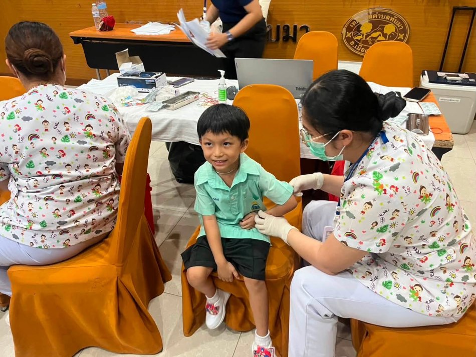 เทศบาลตำบลทับมา จัดโครงการรณรงค์ฉีดวัคซีนป้องกันโรคไข้หวัดใหญ่ ประจำปี 2569